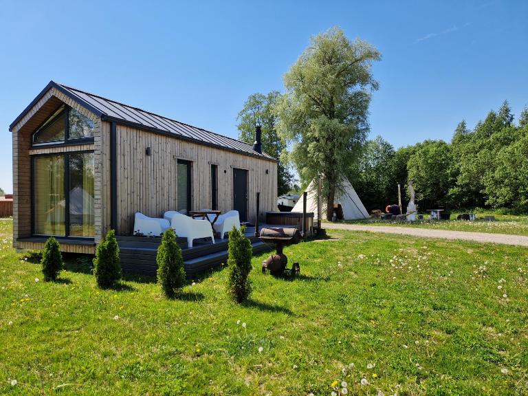 Eco houses with a hot tub and sauna - Bed and Breakfast Pärnu