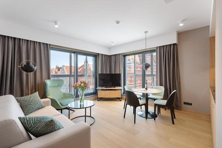 DEO PLAZA Luksusowe Apartamenty z widokiem na Motławę by Noclegi Renters - B&B Danzica