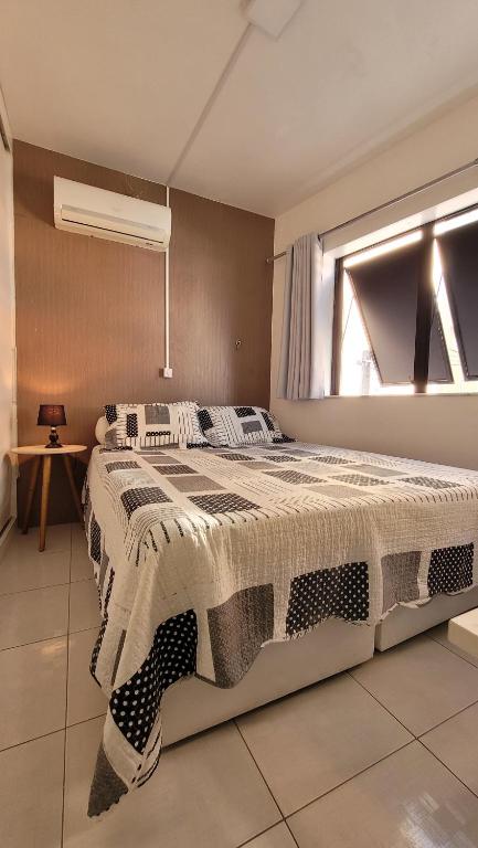 Residencial Tiffany's, Porto da Barra, Salvador-BA - Bed and Breakfast Salvador