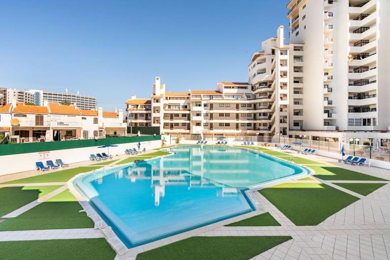 Aqua Magna Apartment - B&B Albufeira