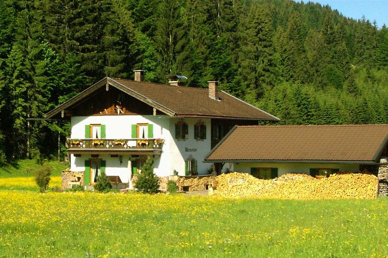 Der Wiesenhof - Bed and Breakfast Krün