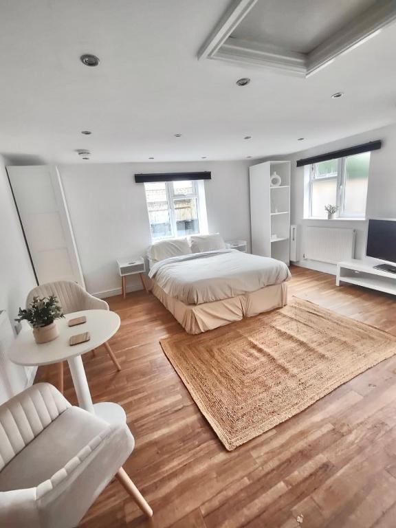 Studio flat - B&B Goring