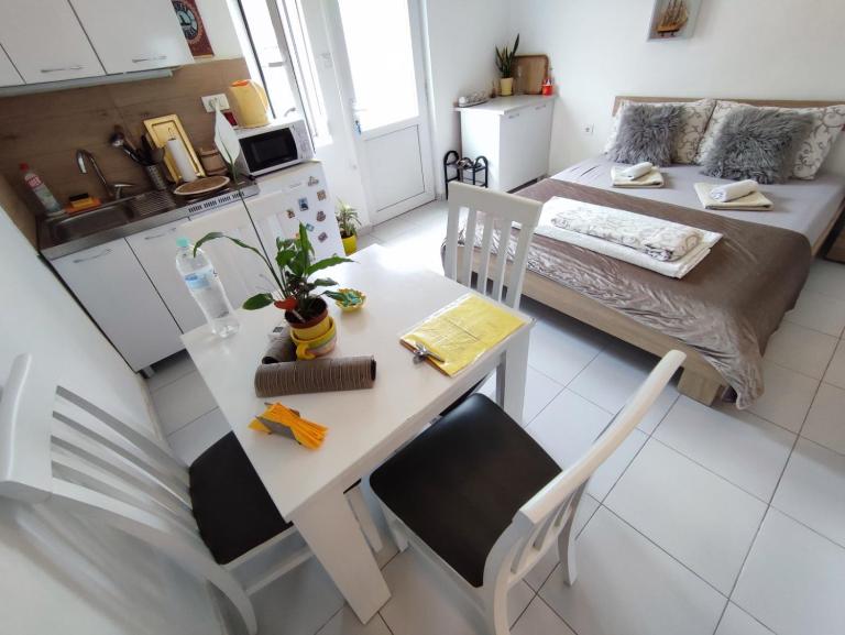Apartments Željka-Dobrota - B&B Cattaro