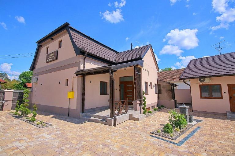 AnRo - B&B Palić