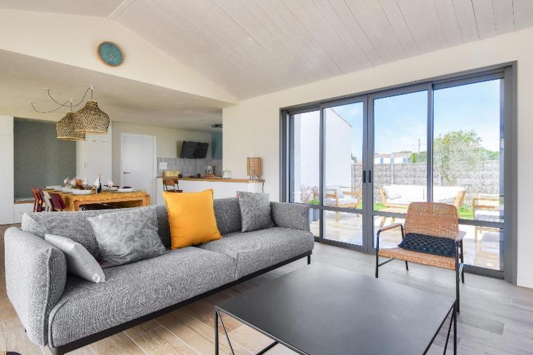 maison neuve- 6 adultes & 4 enfants - 350m plage - Chambres d'hôtes Noirmoutier