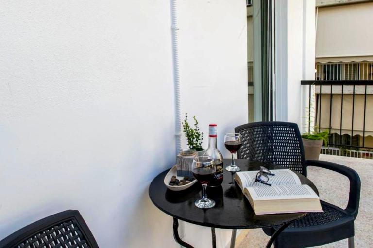 Dimitrioszoi's House - B&B Kalamata