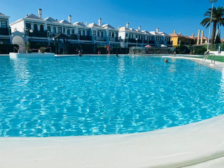 Dunaflor Verde 8 by SunHousesCanarias - Chambres d'hôtes Maspalomas
