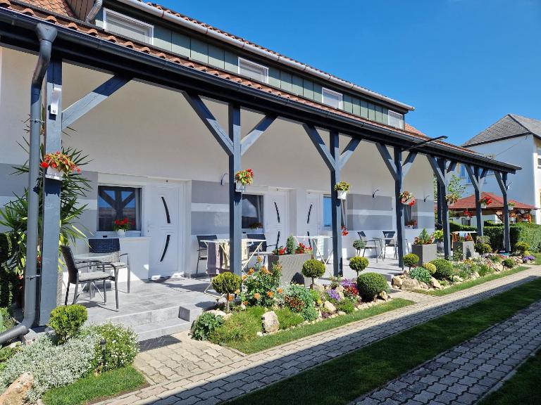Hajnalka vendégház - Ferienwohnung Wichs