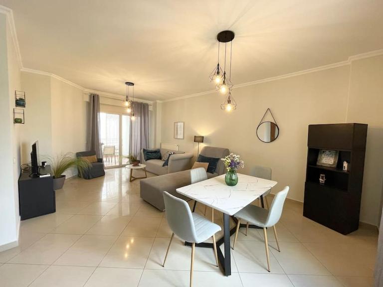 Thali central apartment with parking - Chambres d'hôtes La Canée