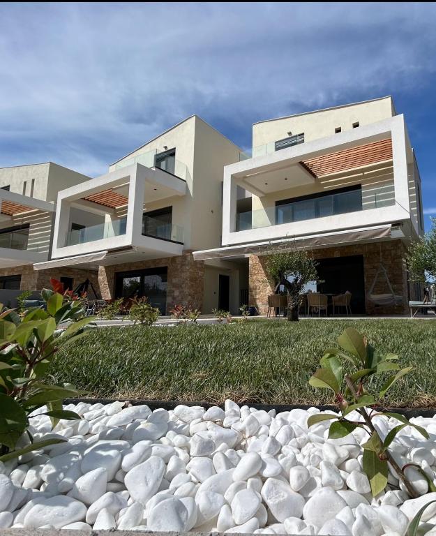 Nikiti Homes 100m from beach - B&B Níkiti