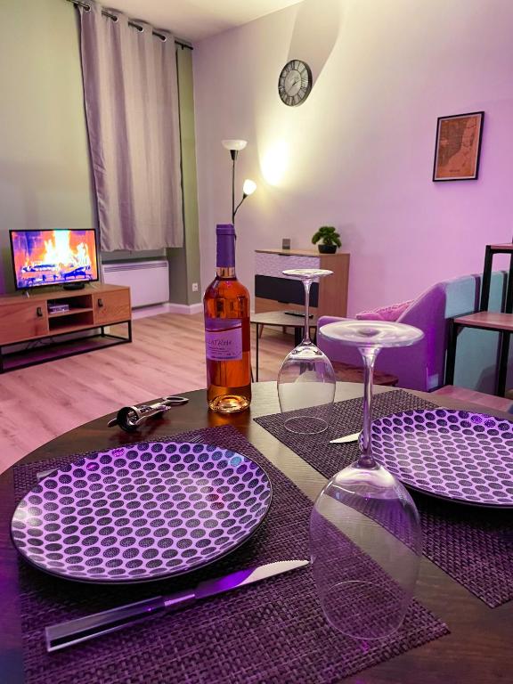 Escapade Ardéchoise - Parking Gratuit - Château à 2 pas - Ferienwohnung Aubenas