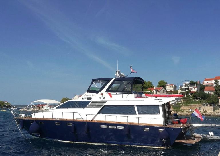 Motor Boat Paloma Rea - B&B Trogir
