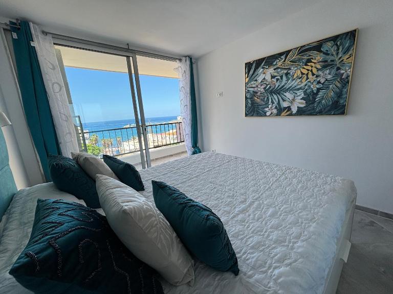 Luxury Ocean View Apartment 6th floor - B&B Los Cristianos