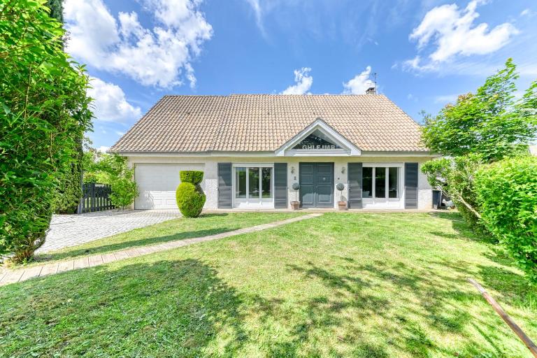 Maison des Platanes - Welkeys - B&B Lissieu