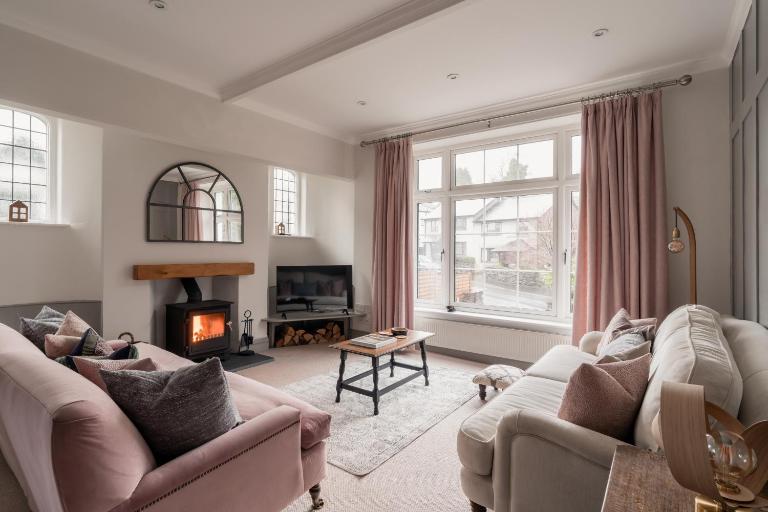 Crossriggs- Beautiful Detached Home - Chambres d'hôtes Windermere