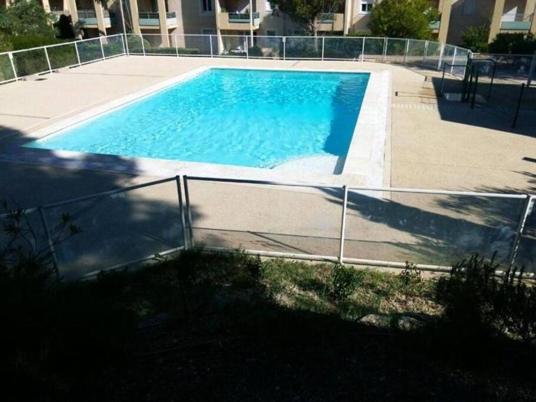 Cocon terrasse piscine - Bed and Breakfast Villeneuve-lès-Avignon