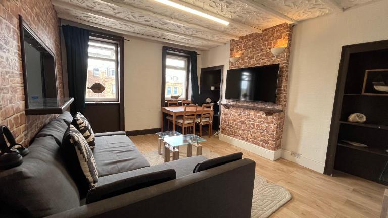 West London One Bedroom Apartment - Bed and Breakfast Londen