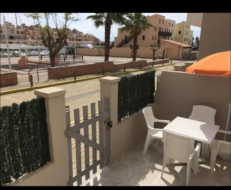 Appartement port GRUISSAN - B&B Gruissan