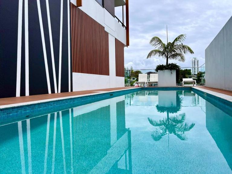 Romantic Apartment in Surfers - B&B Gold Coast