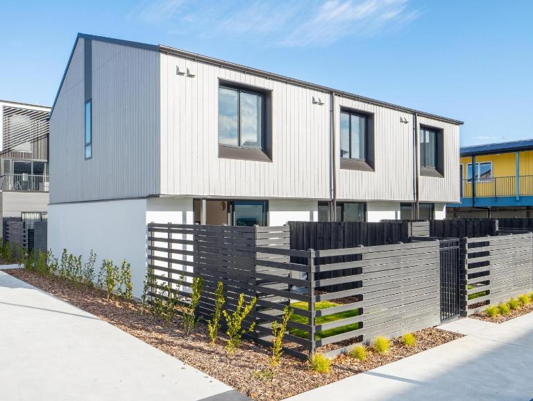 CBD 2 Bed 2 Bath With Free Parking - B&B Christchurch
