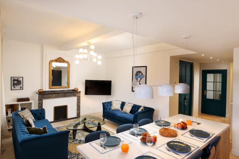 L'art de Gambetta ConciergerieDameCarcas - B&B Carcassonne