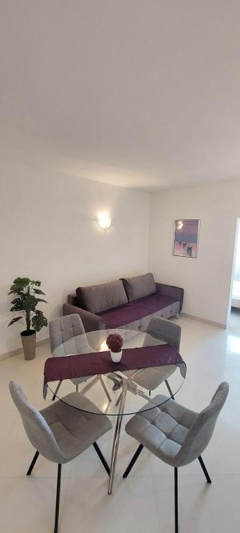 Apartments Mestral - Ferienwohnung Baška Voda
