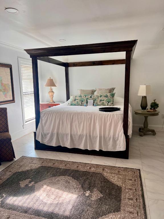 The Savannah Suite - Bed and Breakfast Winona