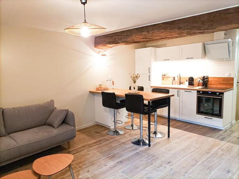 L'Escapade, spacieux duplex - Chambres d'hôtes Crémieu