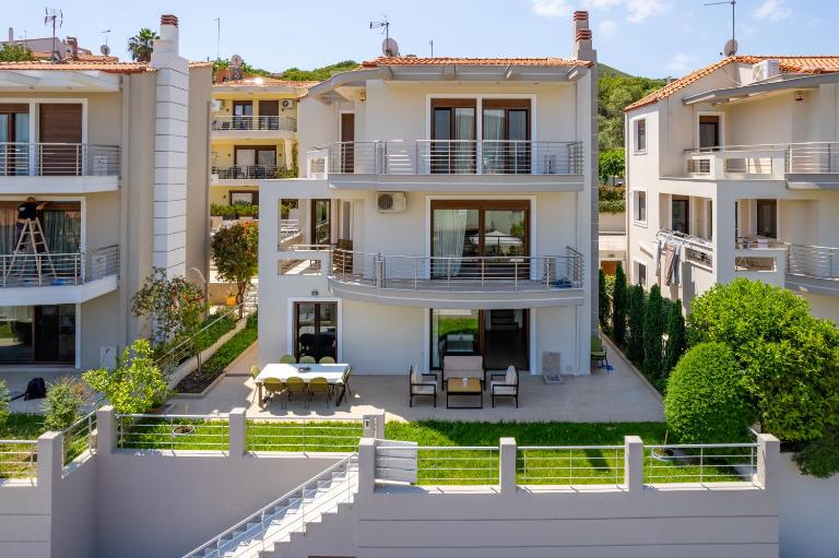 ALKIS LUXURY VILLA IRAKLiTSA - B&B Kavala