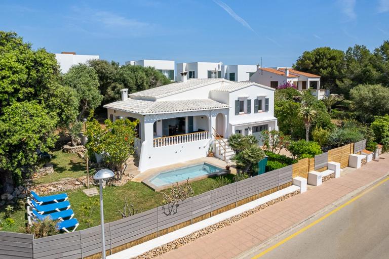S'AUBA villa exclusiva con piscina privada de agua salada y horno de pizza - B&B Mercadal