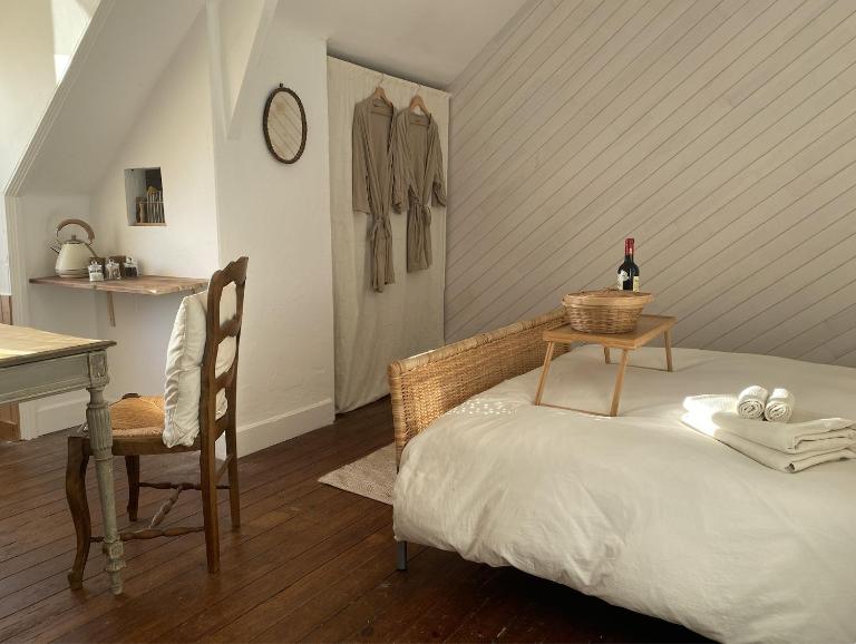 Lady of the Lake - Bed and Breakfast Huelgoat