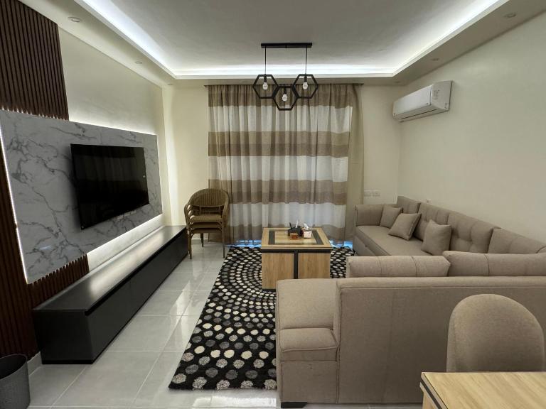 العلمين الجديدة Al Alamein Downtown Apartment 2 bedrooms - Bed and Breakfast El Alamein