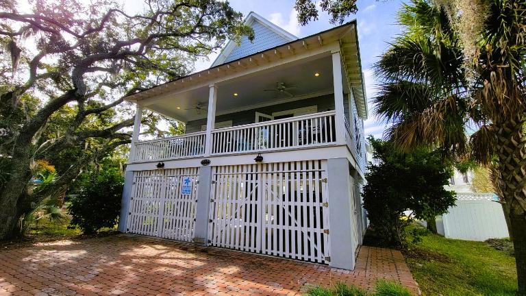 Serendipity by Tybee Vacation Rentals - B&B Tybee Island