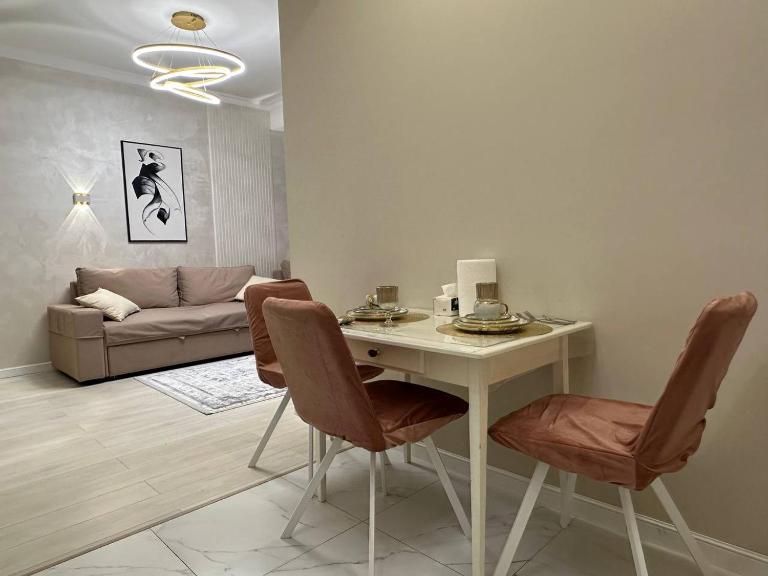 Alexandria apartment Diamond - Chambres d'hôtes Bichkek