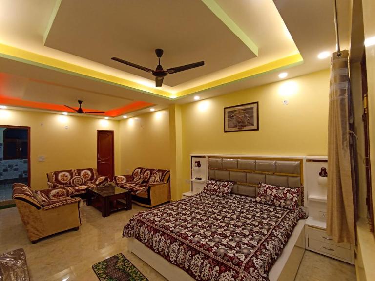 Kasauli Mountain Home Stay - Bed and Breakfast Kasauli