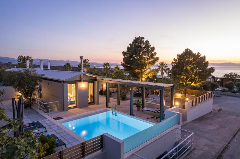Natura Hill Villa I Sea View - B&B Kounoupidianá