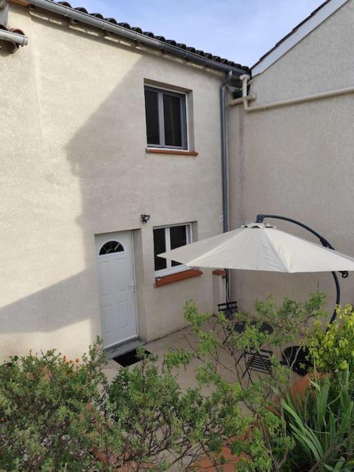 Maisonnette 4 pers à 5 minutes d'Albi - B&B Carlus