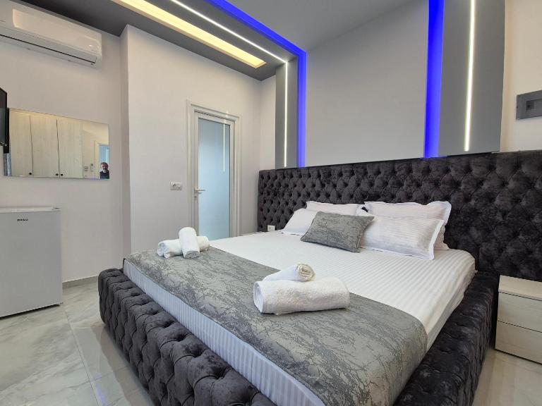 Vila Roxhest - Ferienwohnung Saranda