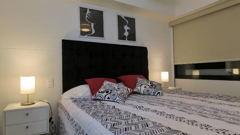 Hermoso departamento con piscina, gimnasio, sala parrillas - Chambres d'hôtes Lima