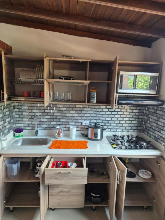 EXCLUSIVO y ELEGANTE APARTAMENTO - B&B Medellín