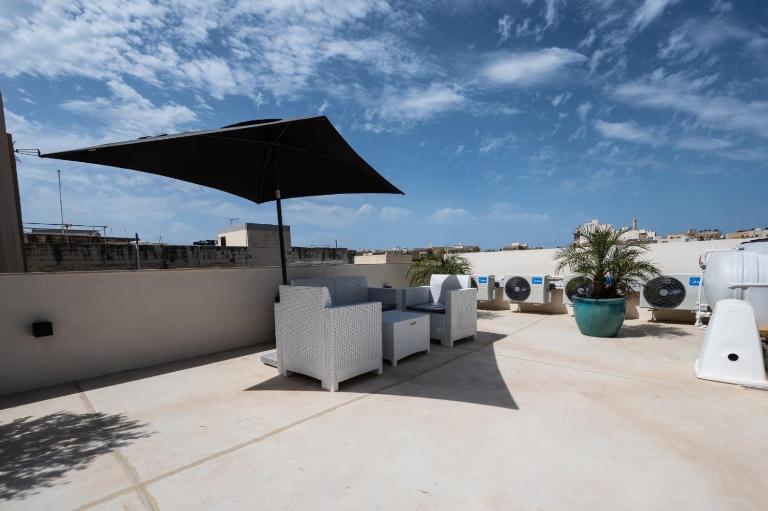 Dar Barbara- Studio Apartments with Roof terrace - Chambres d'hôtes Cospicua