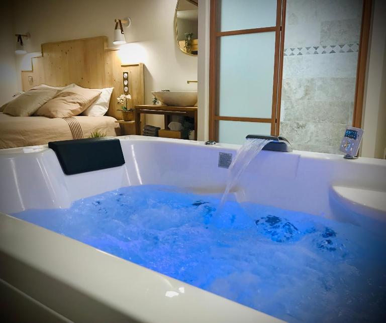 Suite Spa et Sauna de Cogny - Ferienwohnung Cogny