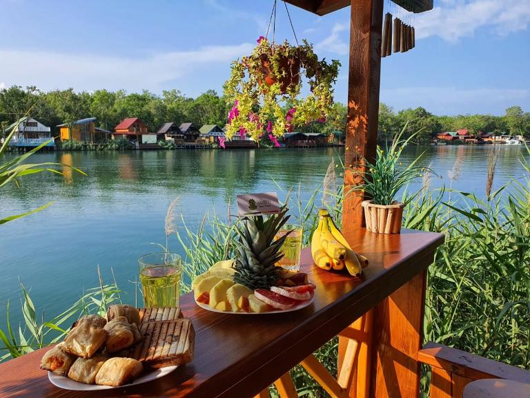 Bamboo River House - Ferienwohnung Ulcinj