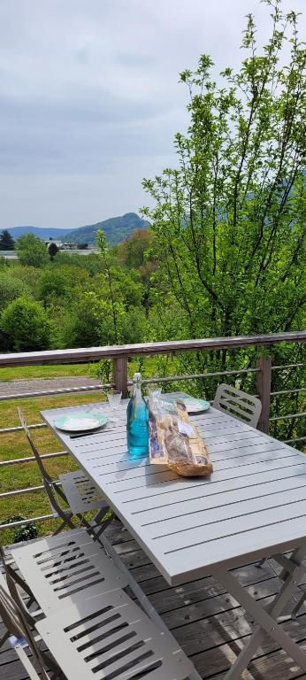 Maison au calme, proche Chambéry - B&B Vimines
