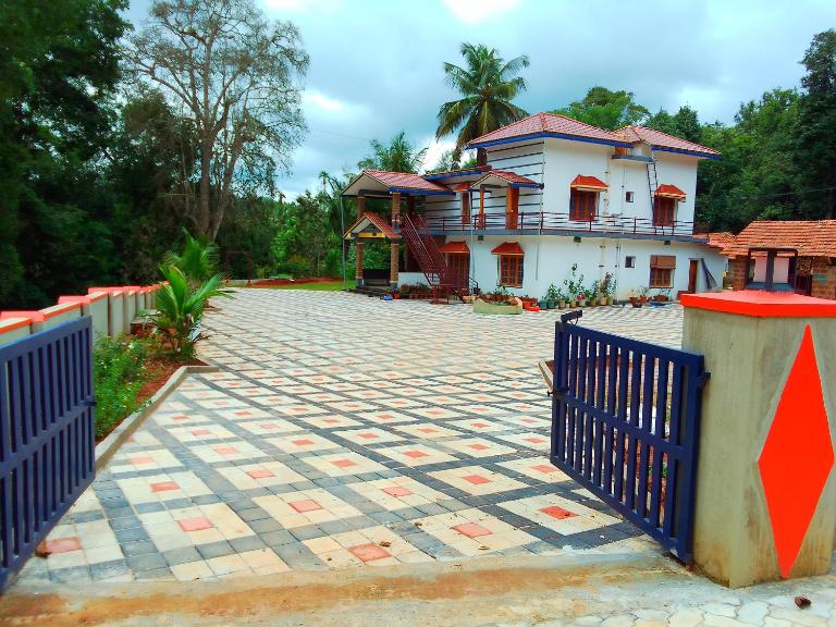 Belandur Bliss Homestay - Bed and Breakfast Sringeri