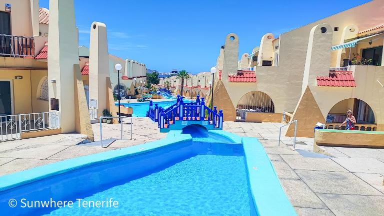 Mareverde apartment with pools and bar - Fanabe beach - B&B Adeje
