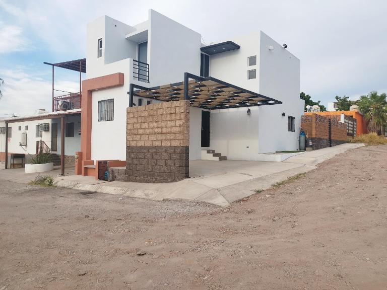 Casa Cosmos 'Alberca Privada' - Chambres d'hôtes San Carlos