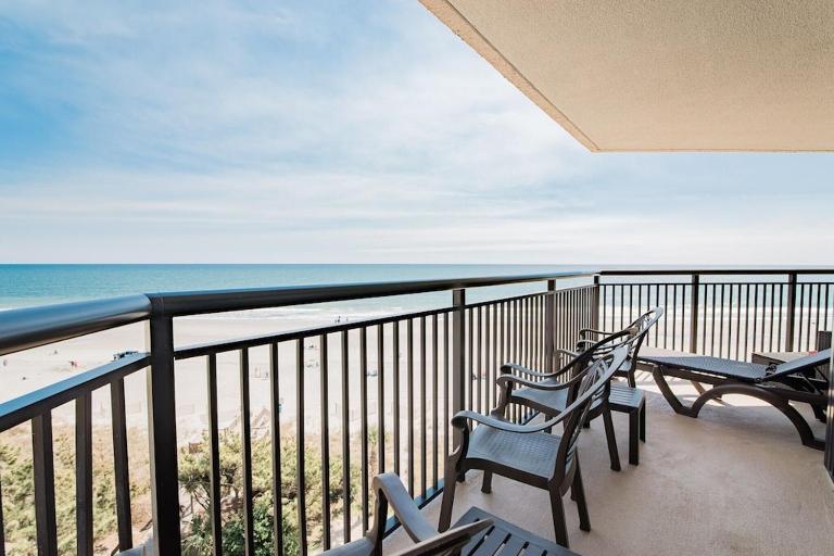 Ocean Reef Resort, Unit 626, 4 Bedroom, 3 Bath, Direct Oceanfront - Ferienwohnung Myrtle Beach