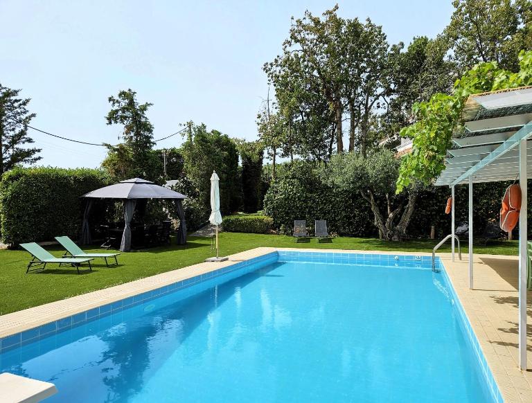 Lagonisi Beach House - B&B Lagonisi