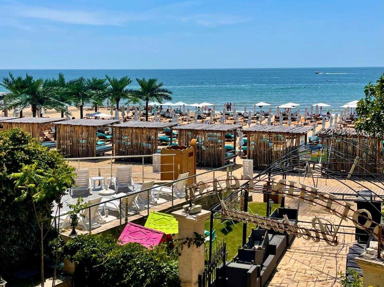 Luxurious 2 BR Appt at the Black Sea Coast - B&B Sunny Beach